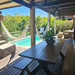 Apartamento Moderno Com Piscina Privada!